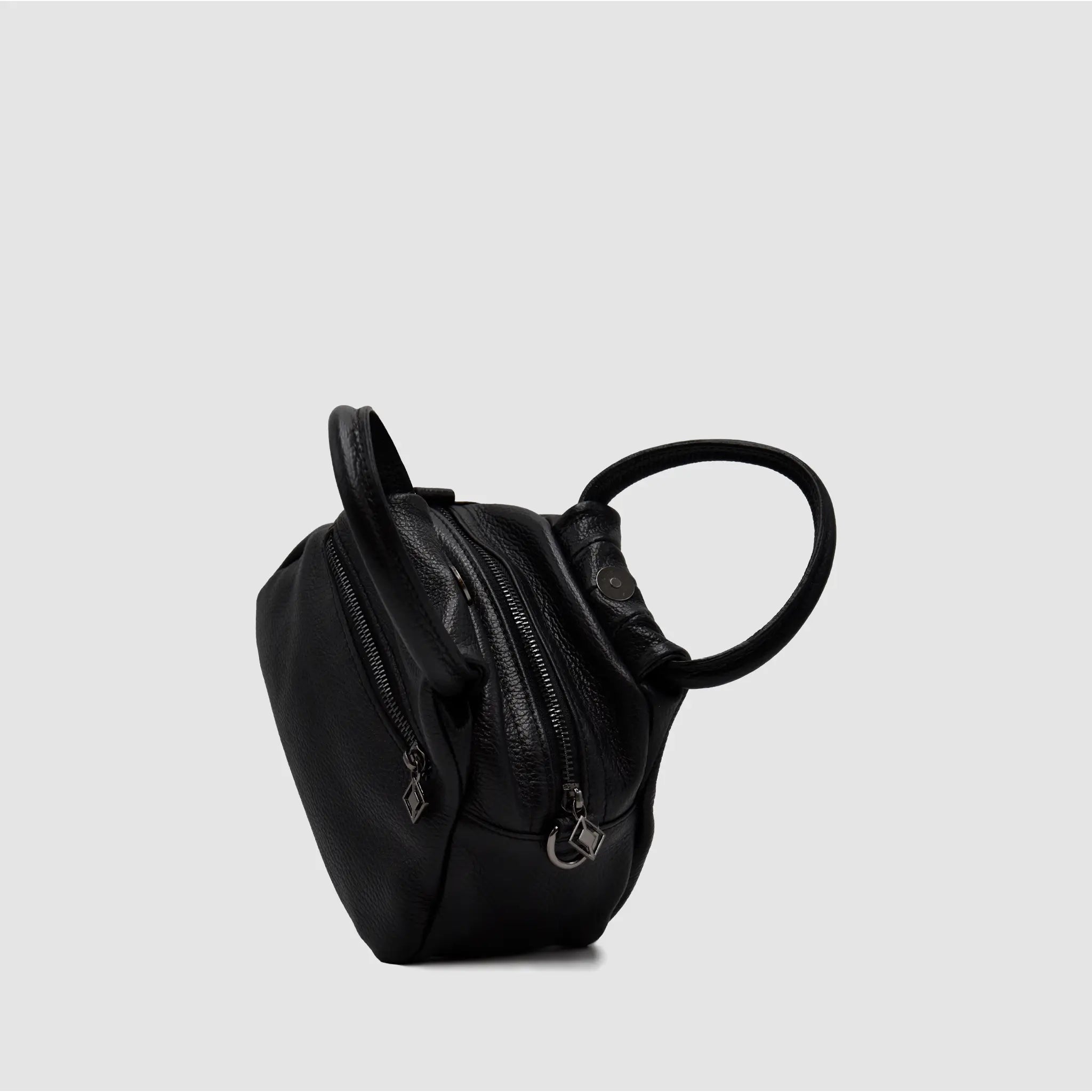 PETITE S - Borsa a mano in pelle martellata - NERO - MIDMAIND™ | BRAND