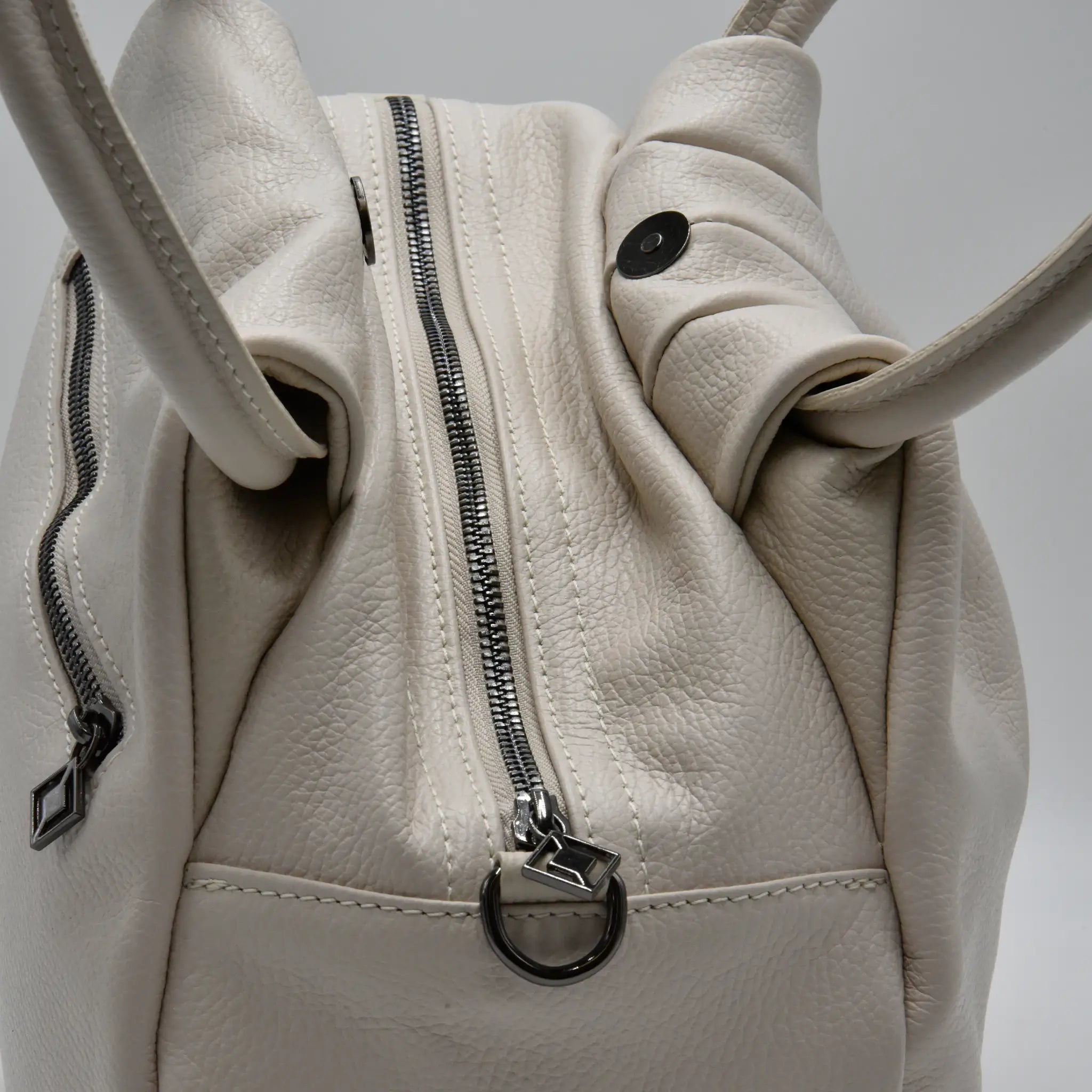 Borsa a Mano Grande in Pelle | PETITE L - MIDMAIND™ | BRAND