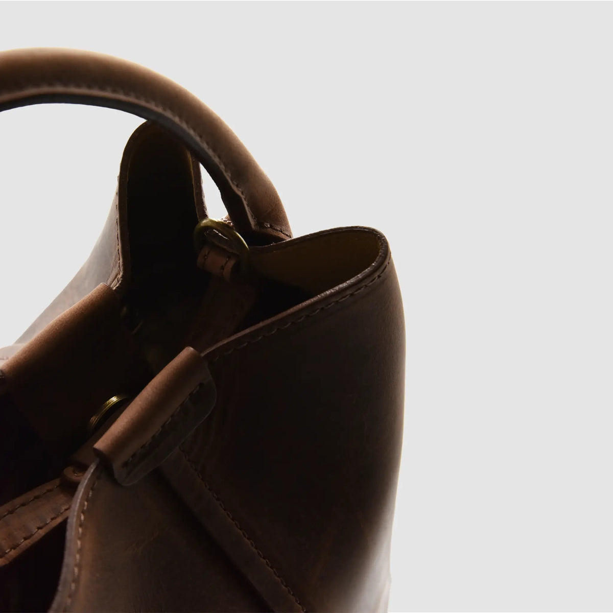 CLAP - Secchiello in Pelle “Crazy Horse” schiarente - WHISKEY - MIDMAIND™ | BRAND