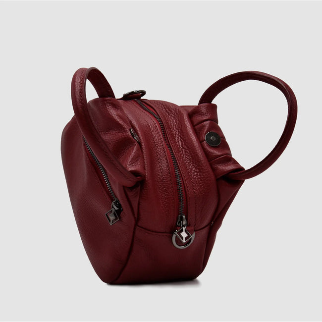 PETITE M - Borsa a mano in pelle martellata - BORDEAUX - MIDMAIND™ | BRAND