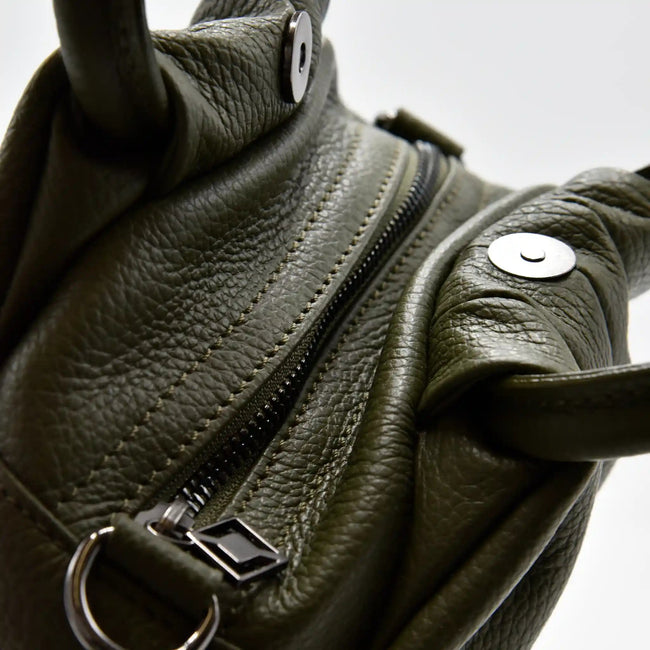 PETITE S - Borsa a mano in pelle martellata - VERDE MILITARE - MIDMAIND™ | BRAND