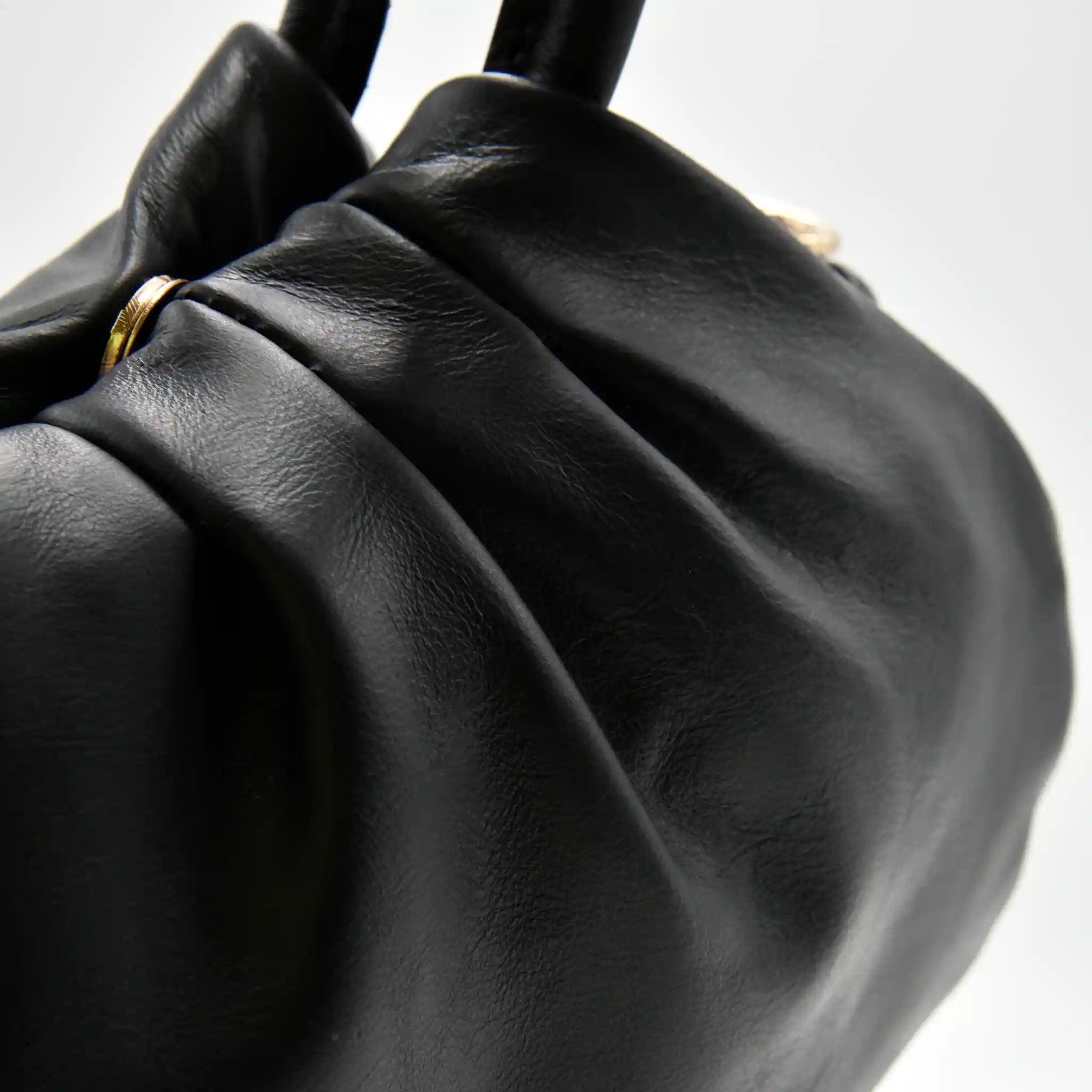 PETITE S - Borsa a mano in Pelle Sauvage - NERO - MIDMAIND™ | BRAND