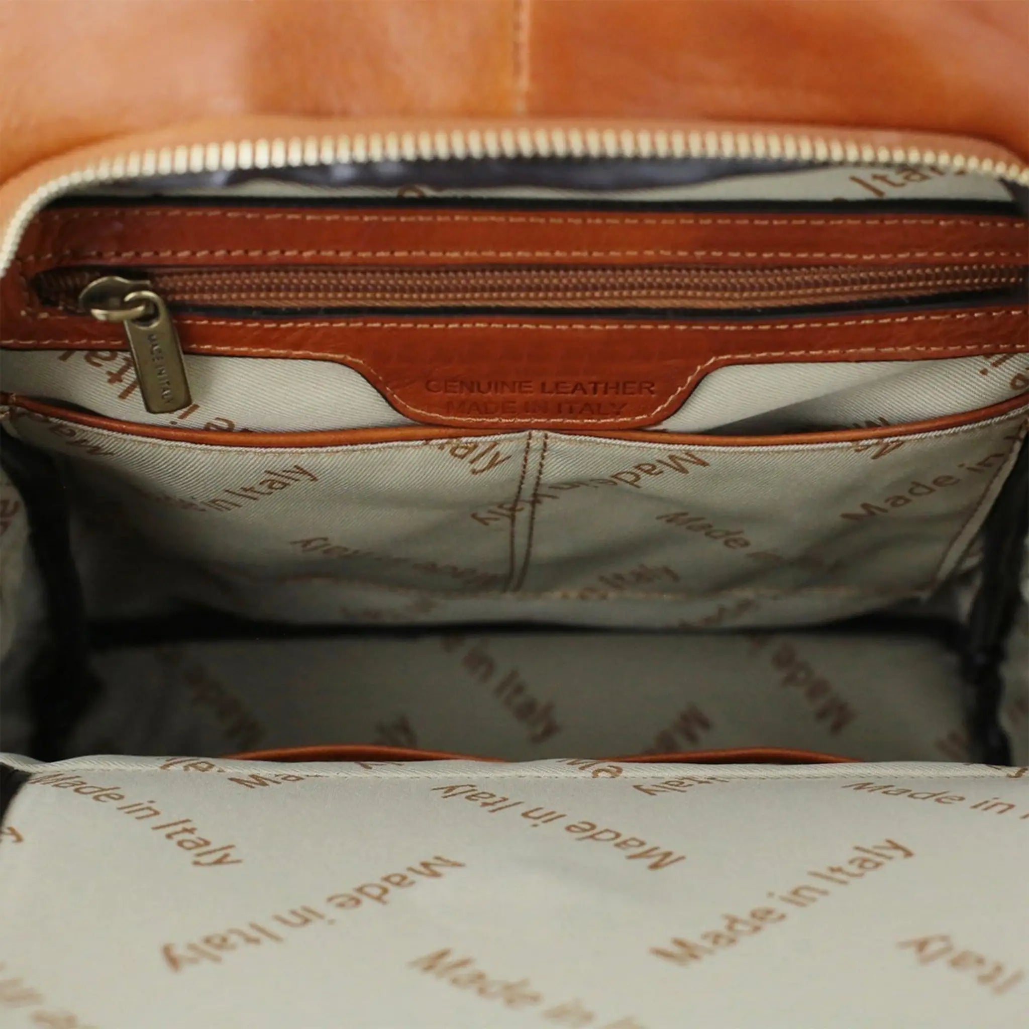 Zaino in Vera Pelle Pieno Fiore Made in Italy | DAILY PACK - MIDMAIND™ | BRAND