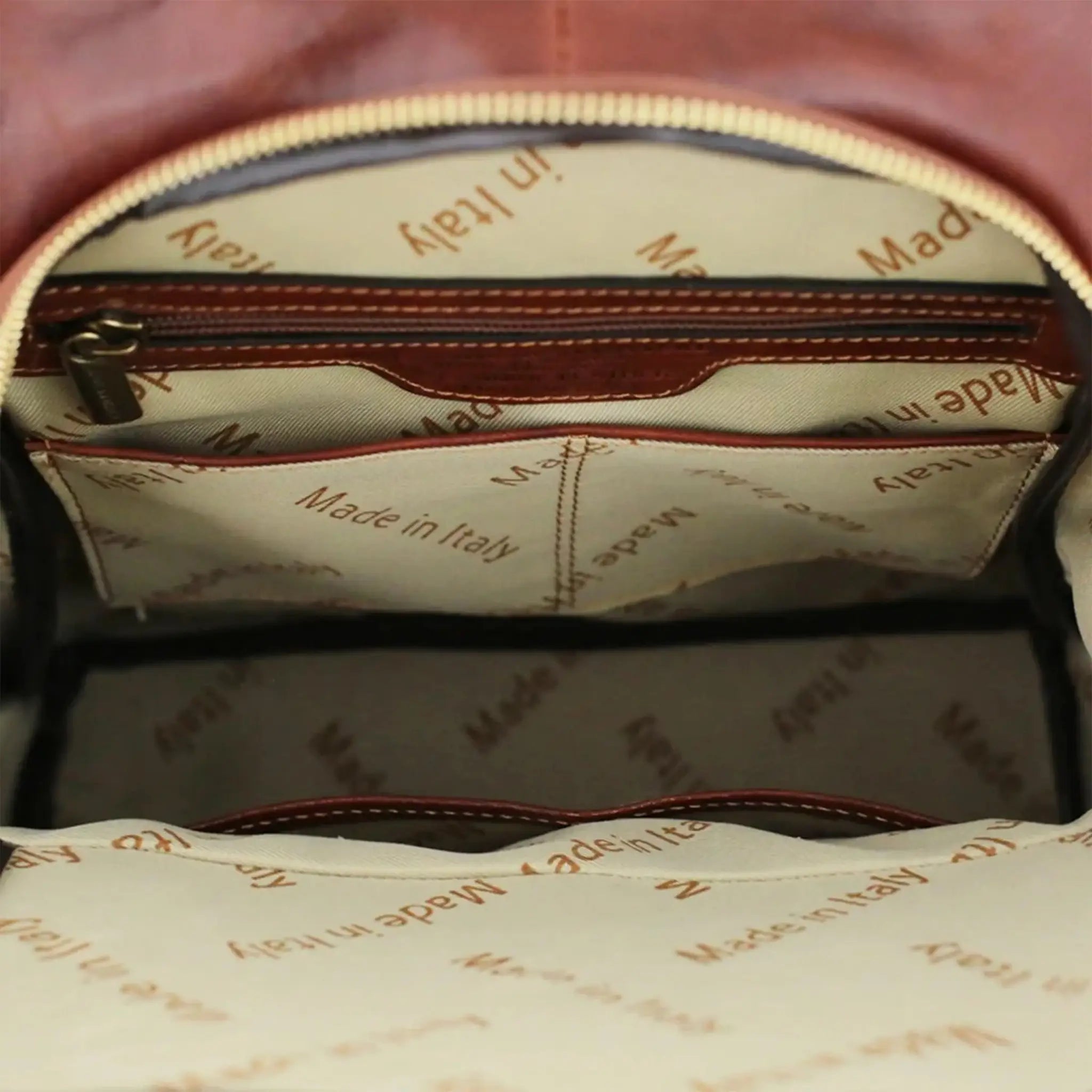 Zaino in Vera Pelle Pieno Fiore Made in Italy | DAILY PACK - MIDMAIND™ | BRAND