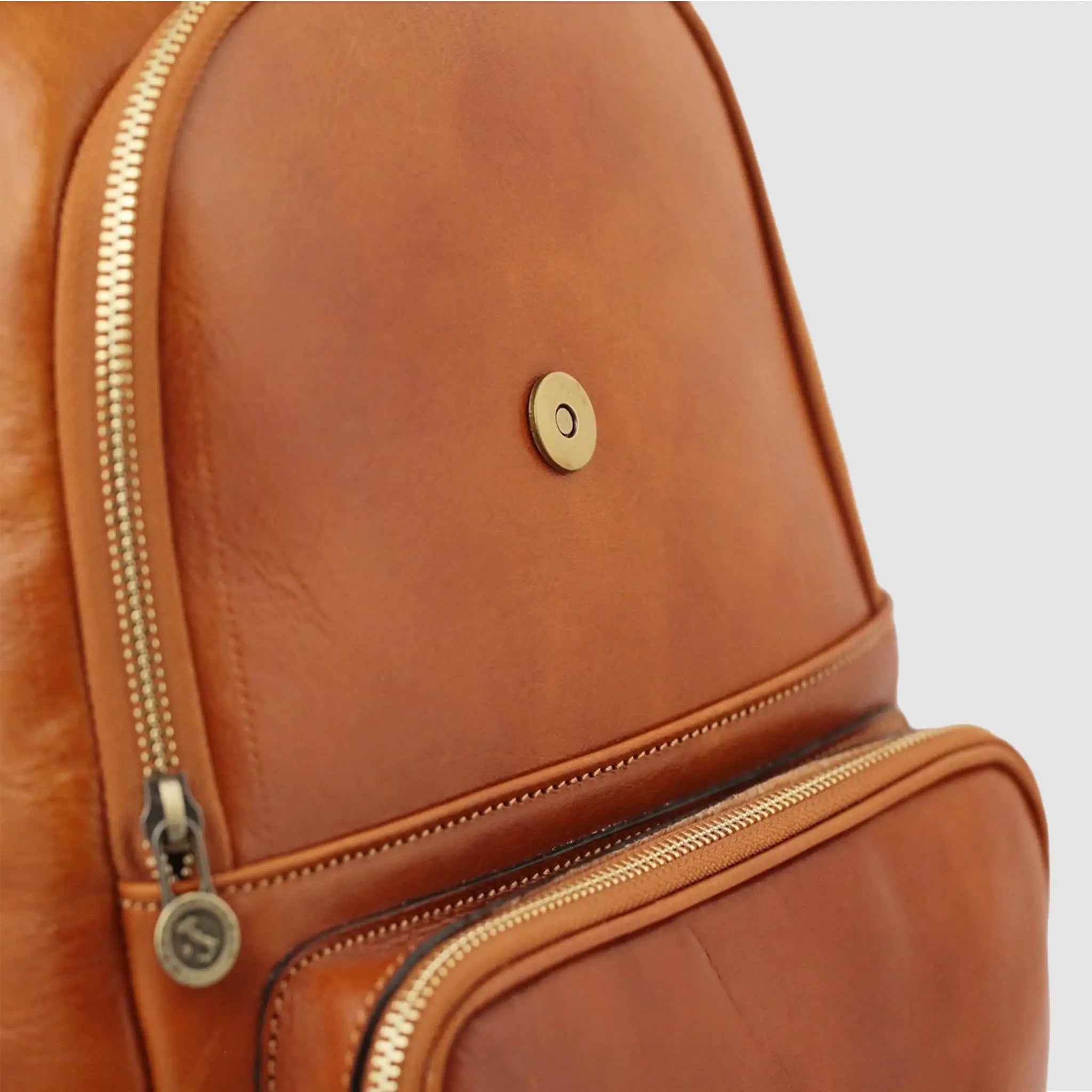 Zaino in Vera Pelle Pieno Fiore Made in Italy | DAILY PACK - MIDMAIND™ | BRAND