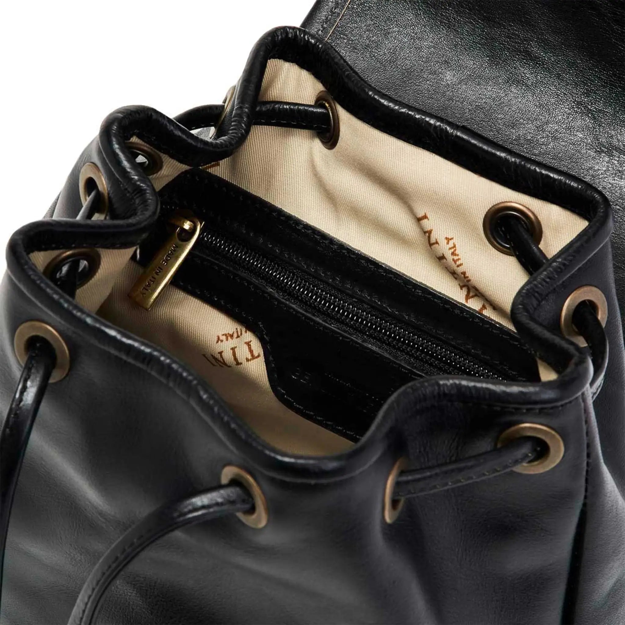 Zaino Piccolo in Vera Pelle Pieno Fiore Made in Italy | URBAN MINI PACK - MIDMAIND™ | BRAND